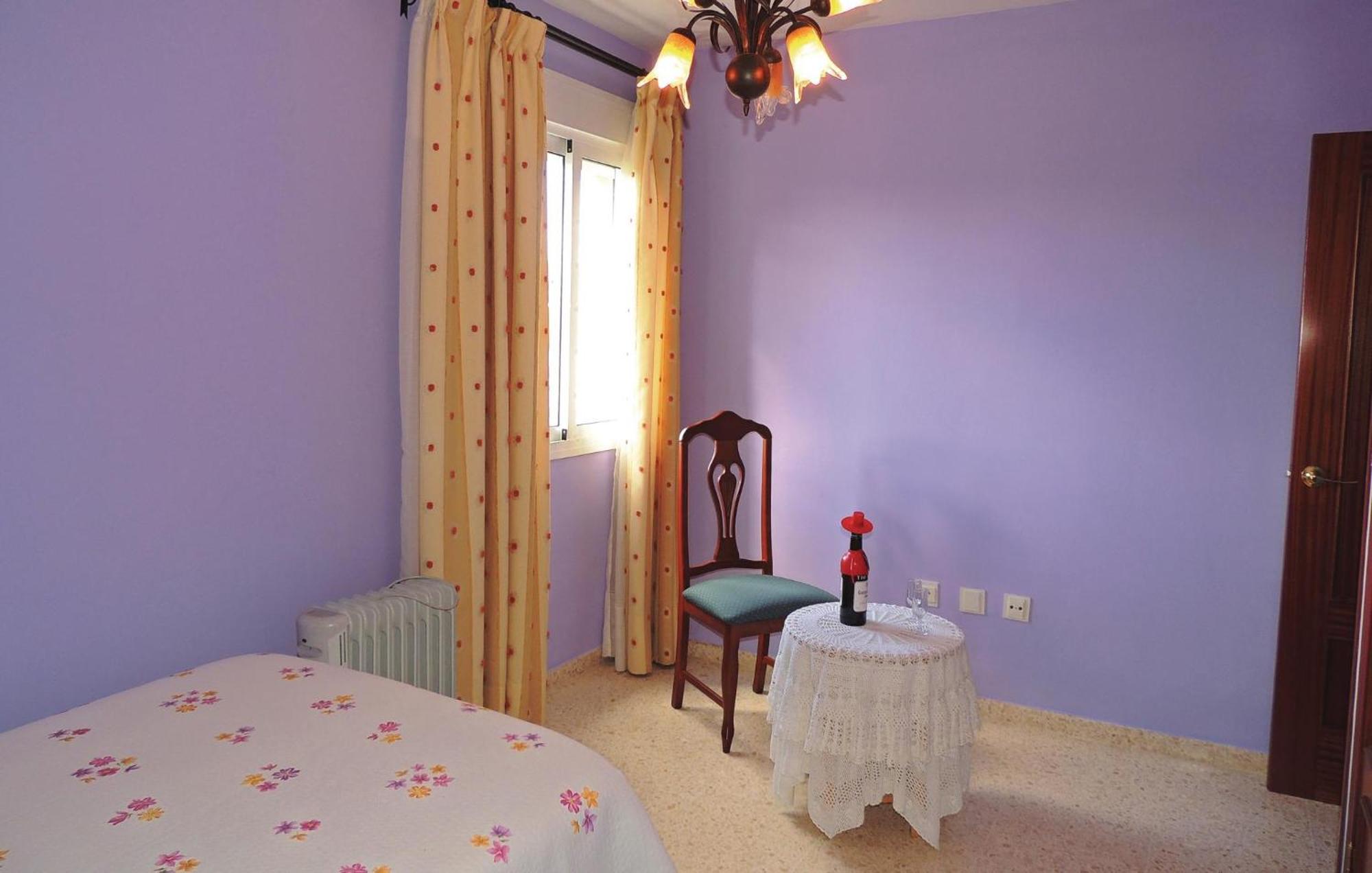 3 Bedroom Nice Apartment In Херес-де-ла-Фронтера Екстер'єр фото