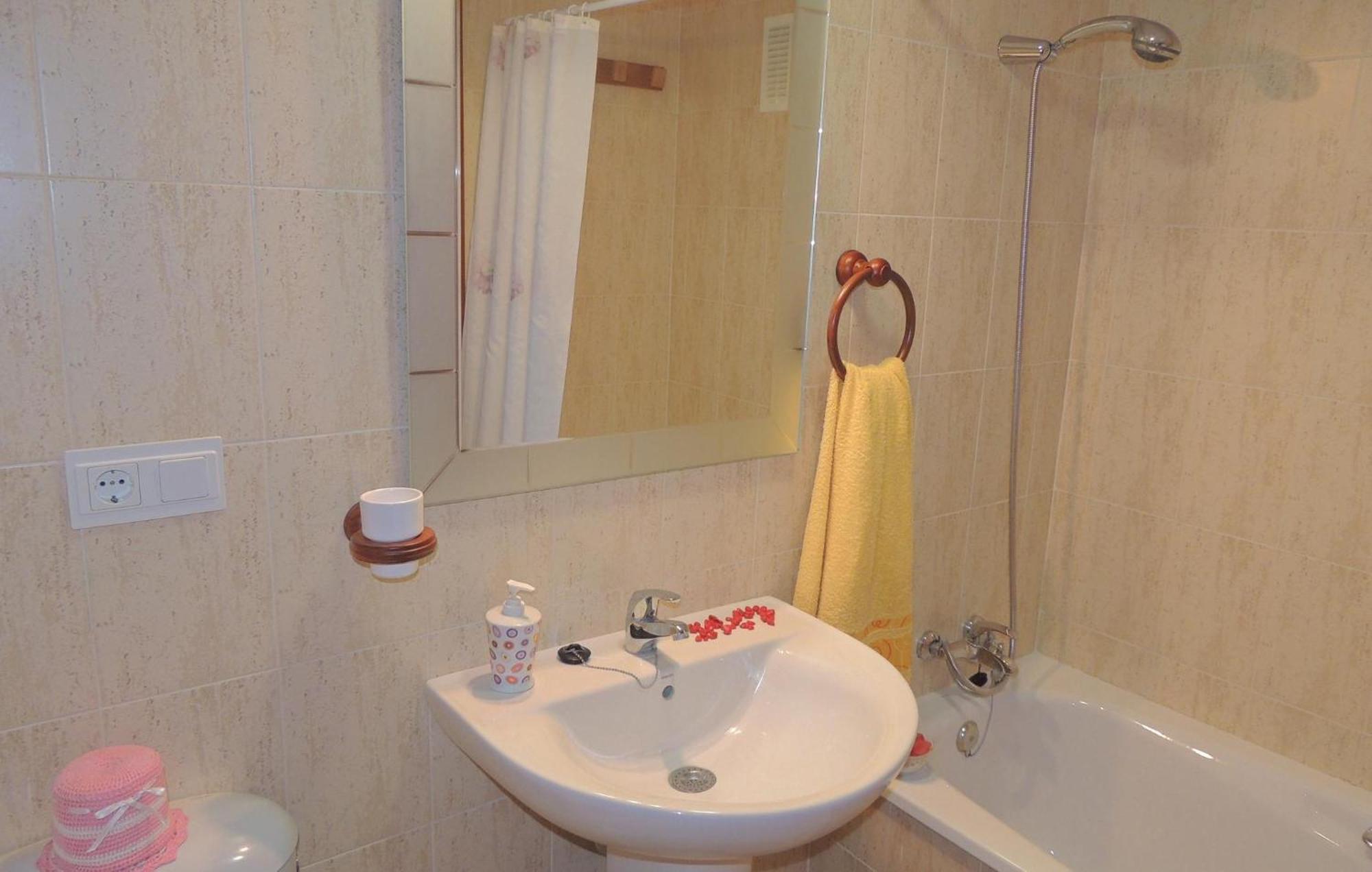 3 Bedroom Nice Apartment In Херес-де-ла-Фронтера Екстер'єр фото