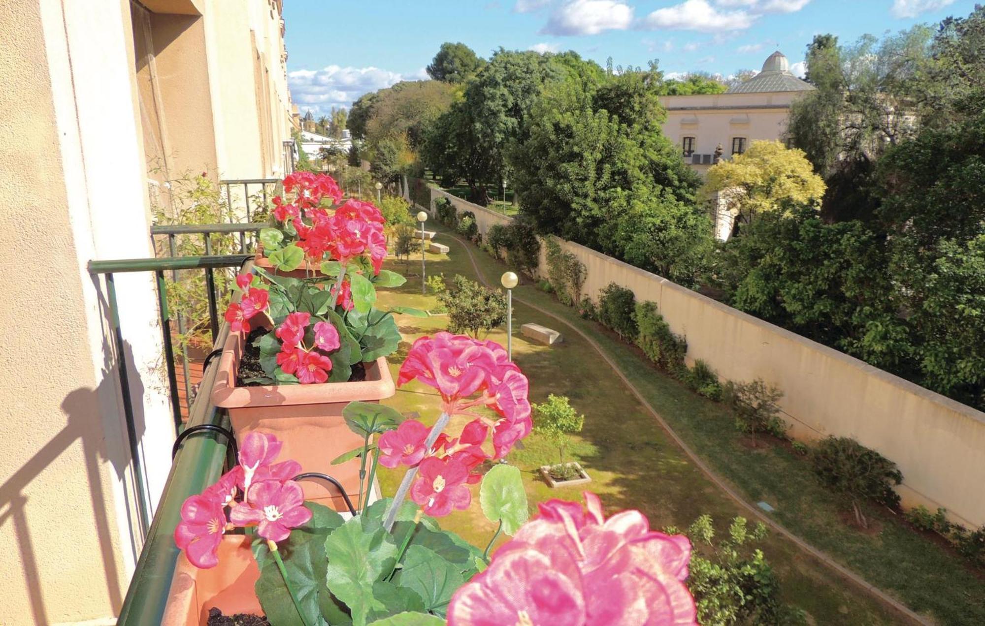 3 Bedroom Nice Apartment In Херес-де-ла-Фронтера Екстер'єр фото