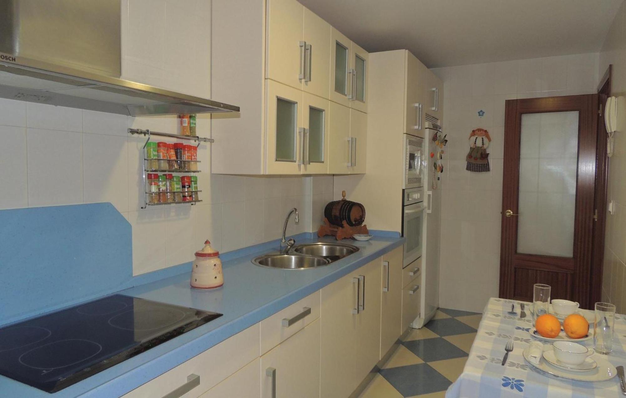 3 Bedroom Nice Apartment In Херес-де-ла-Фронтера Екстер'єр фото